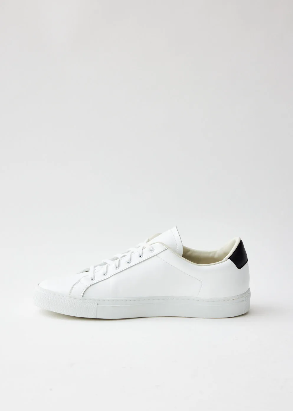 Retro Low Sneakers