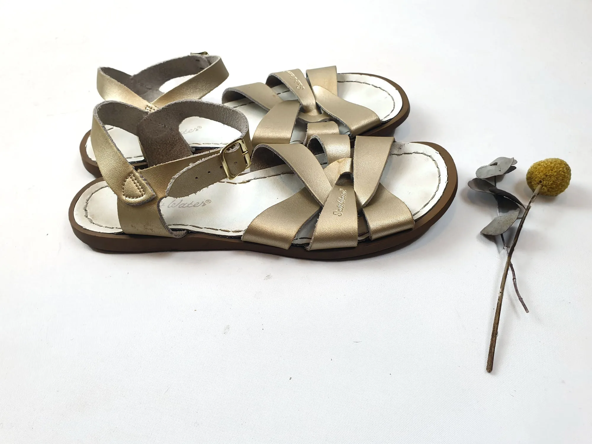 Salt Water gold leather sandals size 7