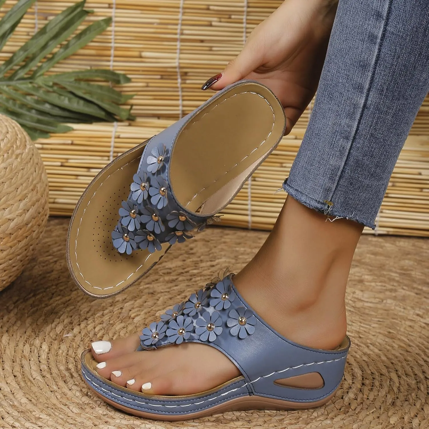 Sandals for Women Women's Arch Support Flip Flops Shower Shoes Comfort Beach Thong Sandals Indoor Outdoor