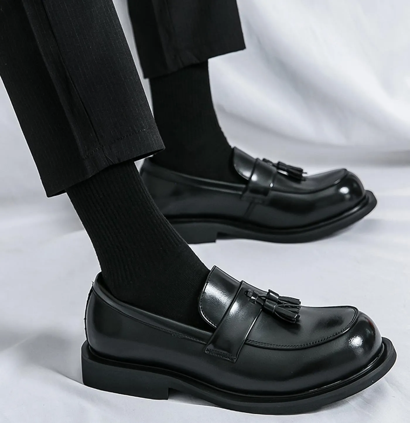 Santimon Loafers for Men Dress Shoes Fashion Casual Slip On Leather Tassel Loafers Business Wedding Prom Boat Shoes