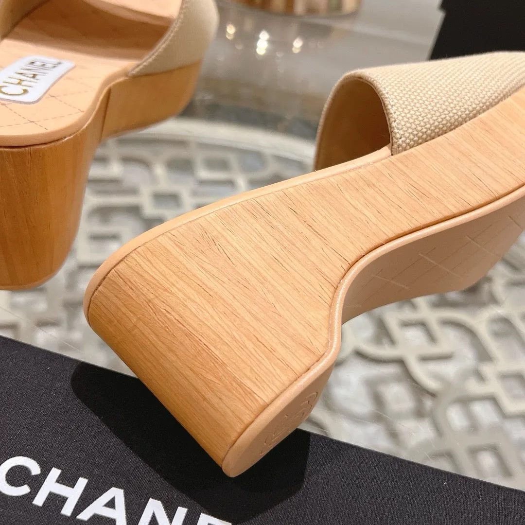 SE1365 CC Slide Sandals / Size4-10