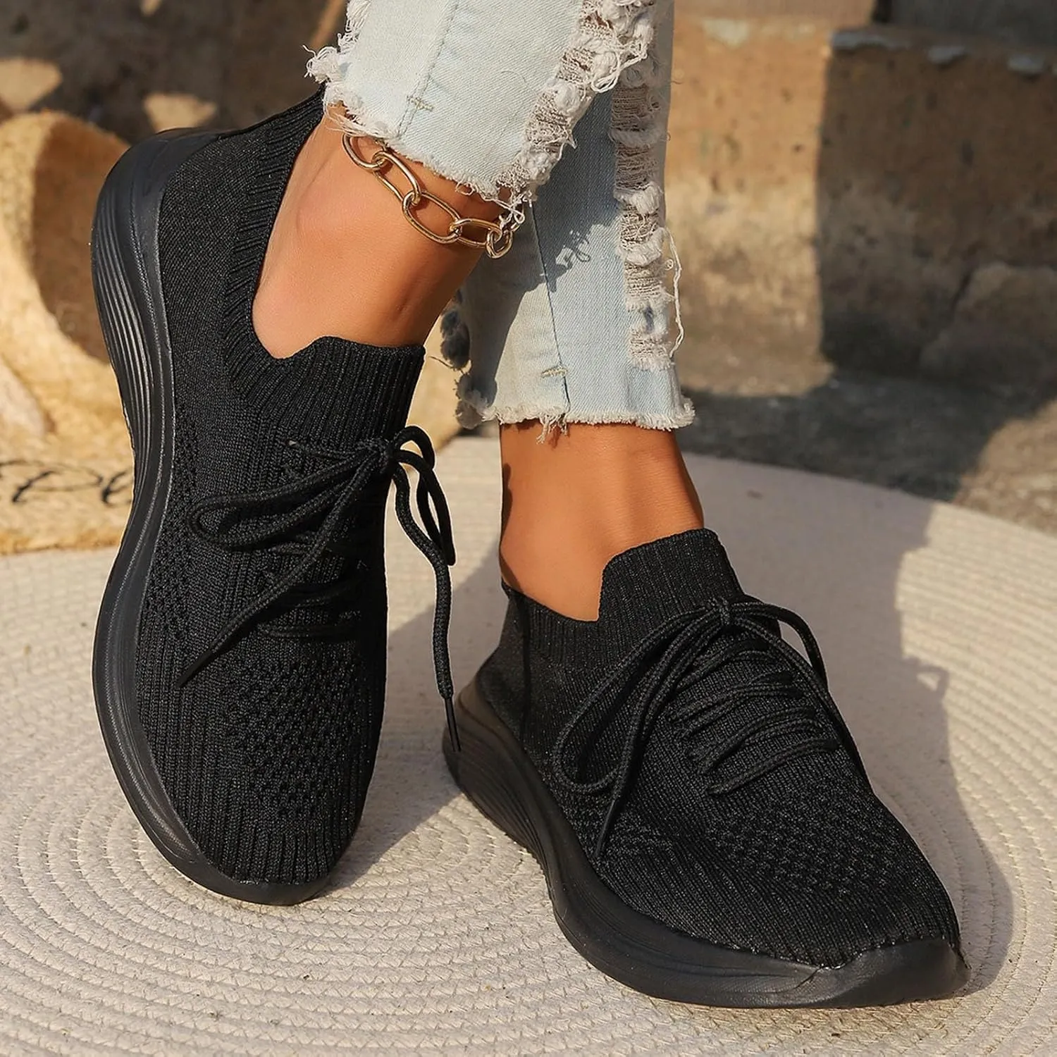 Slip on Shoes for Women Black Leather Tennis Shoes Women Casual Lace Up Non Slip Walking Shoes Women's Shoes
