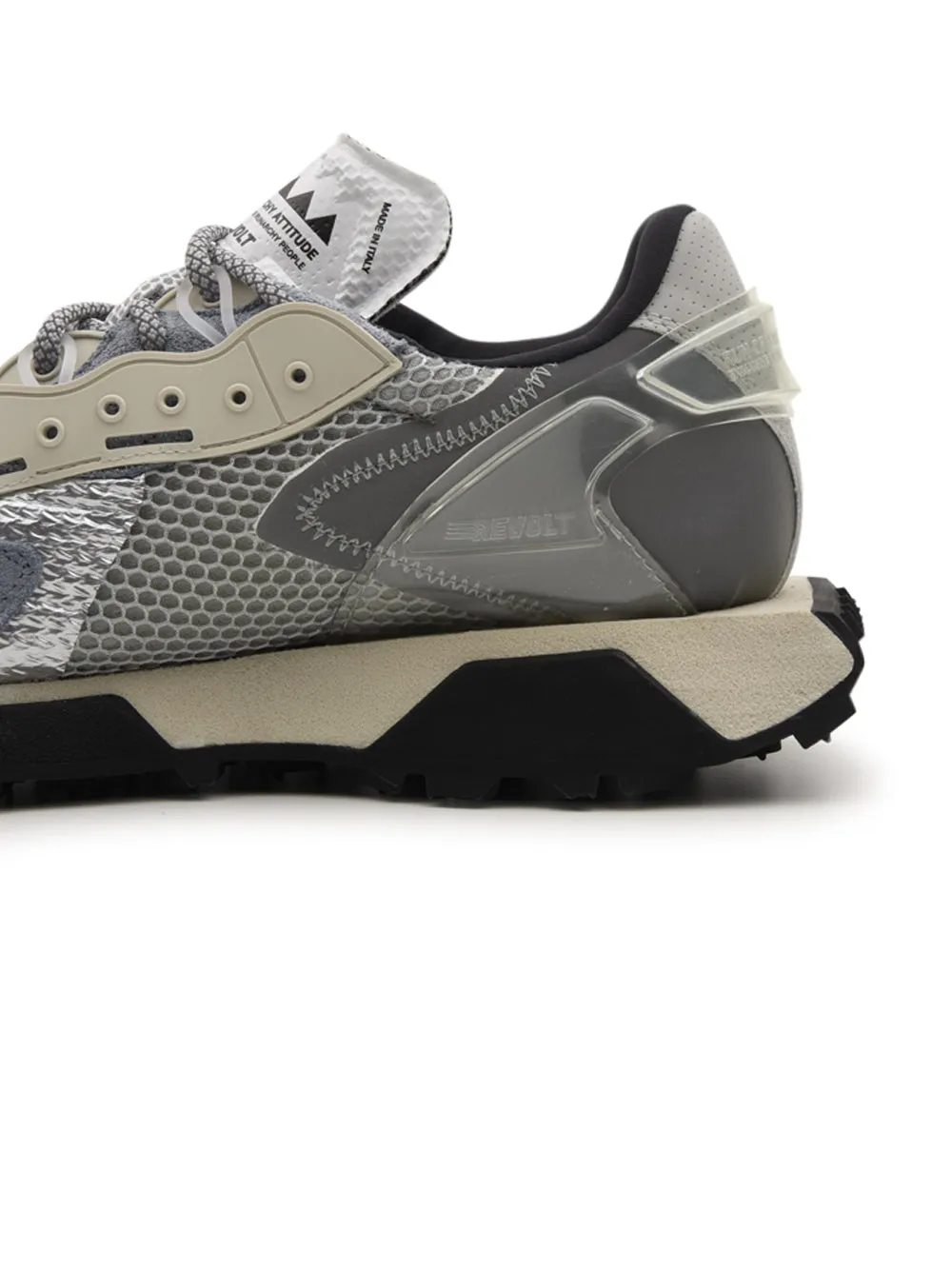 Sneakers Uomo modello Revolt inserti traforati