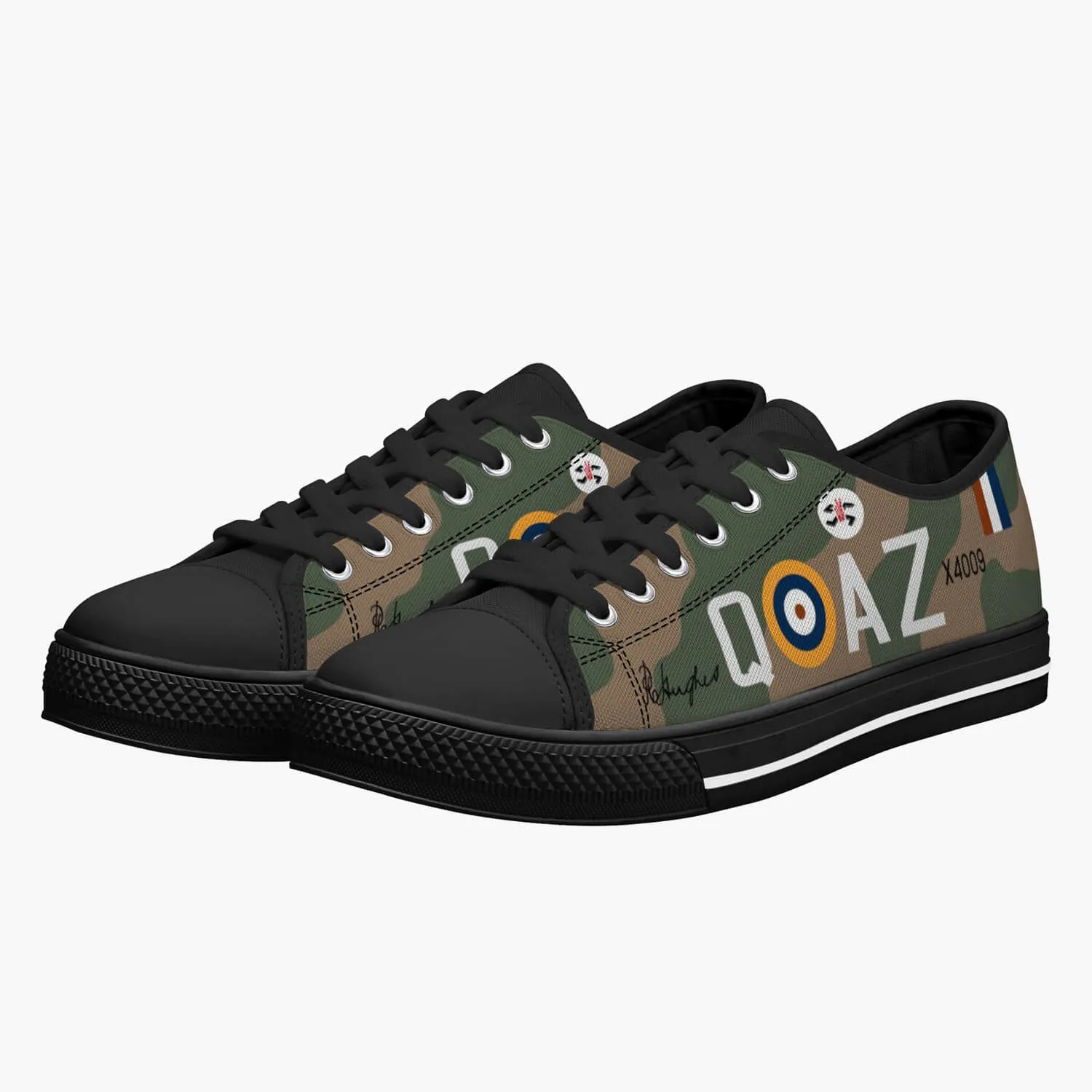 Spitfire "AZ-Q" of Pat Hughes Low Top Canvas Shoes