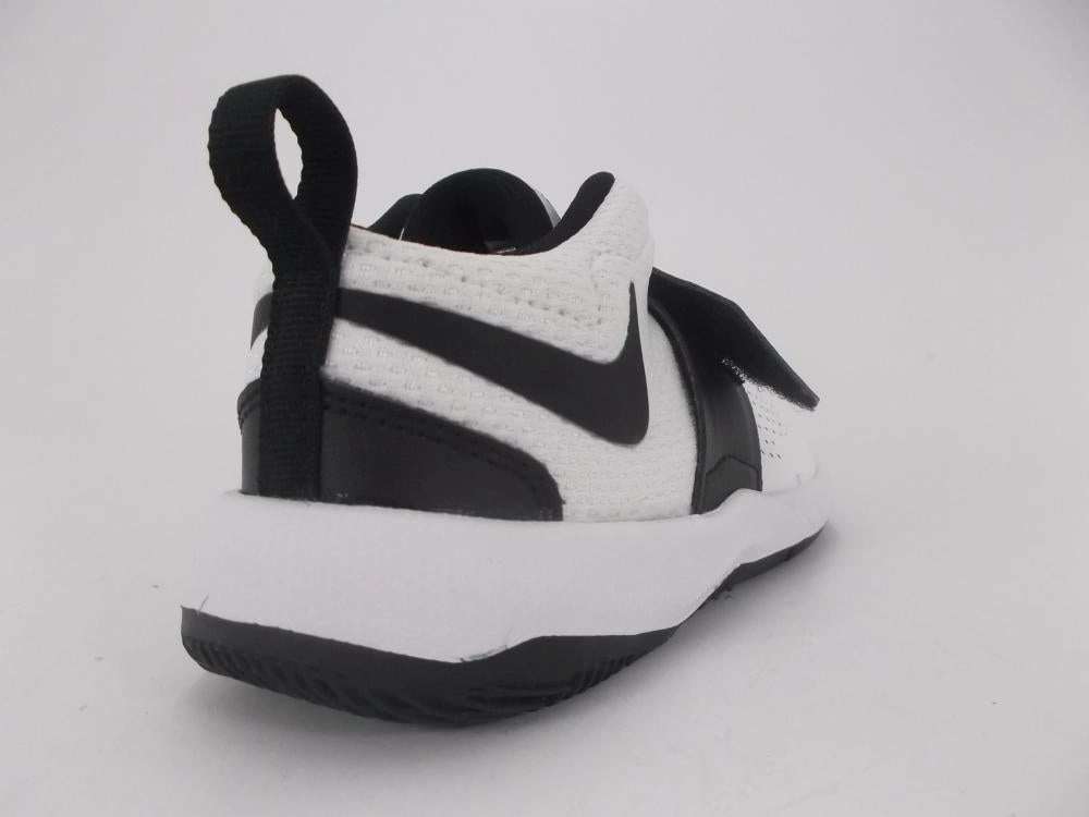 Internal Heel Lock treadmill workout running shoes Nike Team Hustle 8 scarpa da basket 881943 100