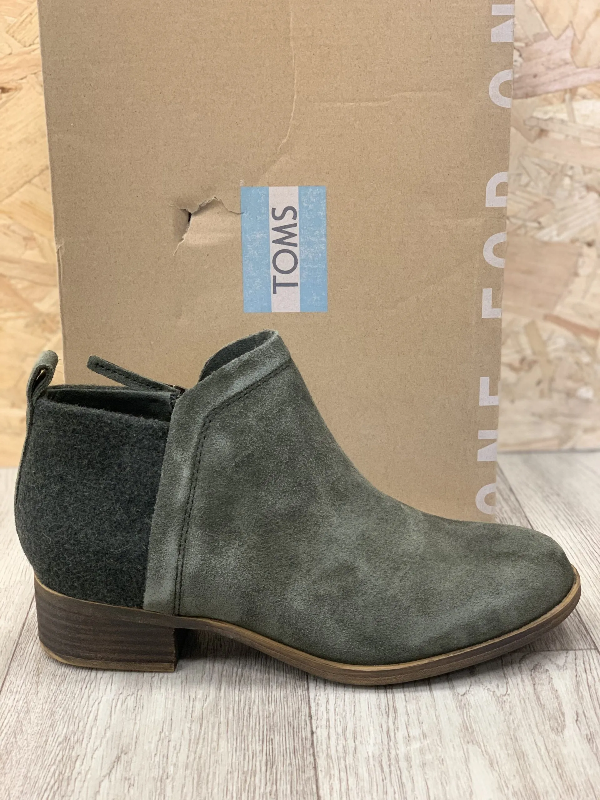 TOMS - DEIA - FOREST - SEUDE LEATHER CHELSEA BOOTS (UK3 LAST SIZE)
