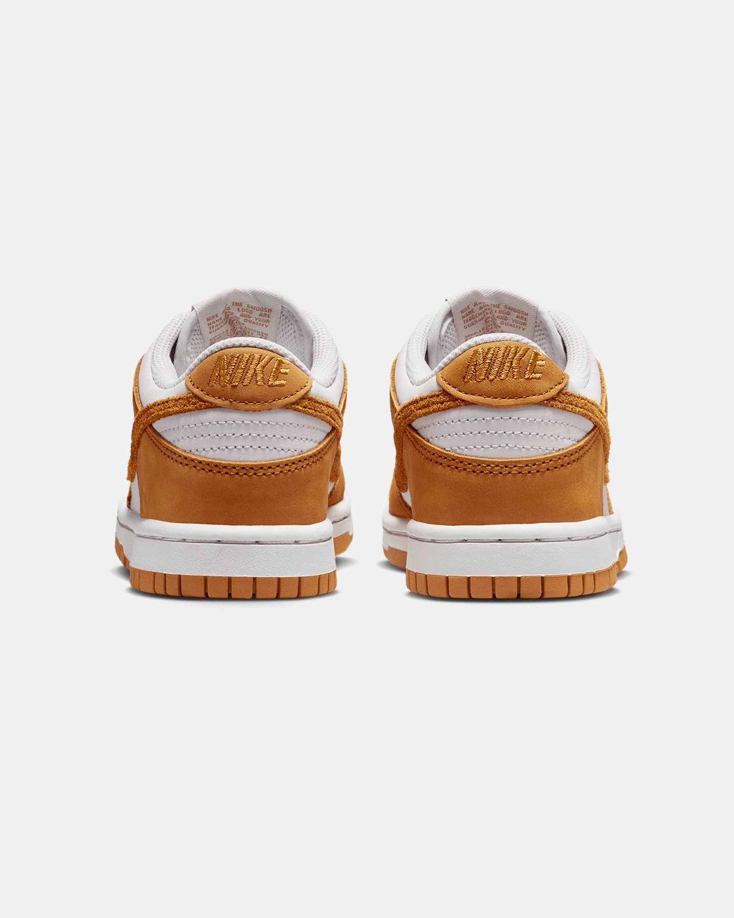 Nike Kids' Dunk Low SE (GS) Vast Grey/Desert Ochre/White Multi Surface Traction