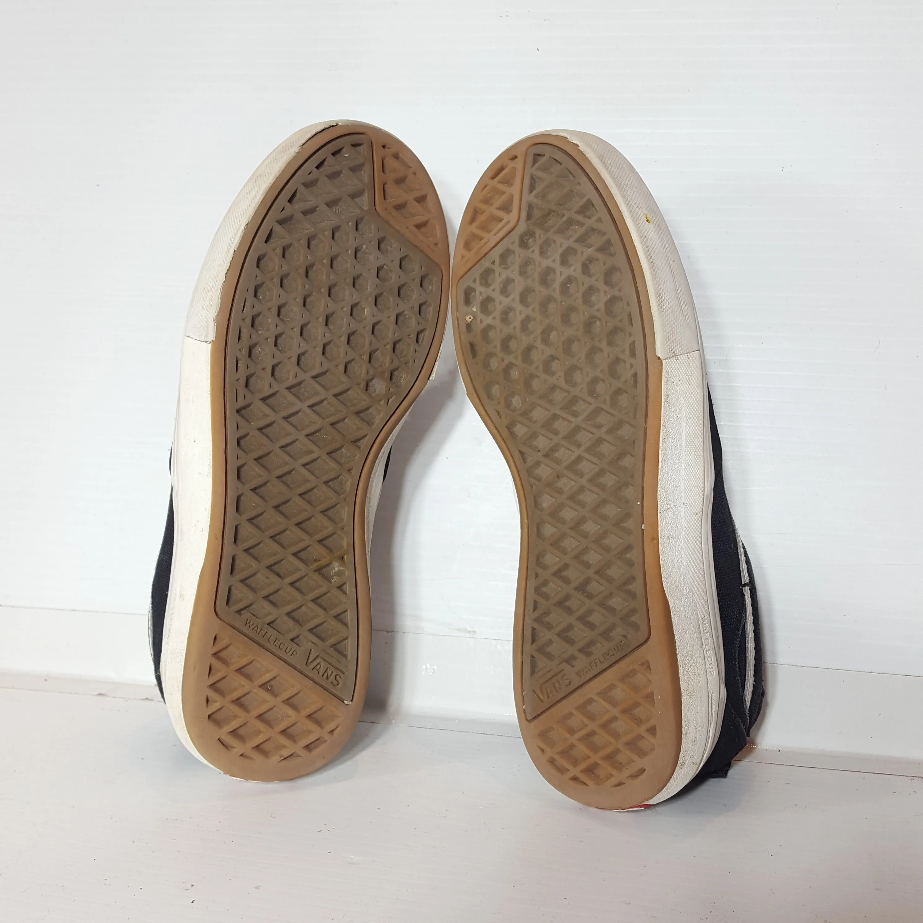 Van's Kids Shoes - Size 5 - Pre-owned - BZJNEX