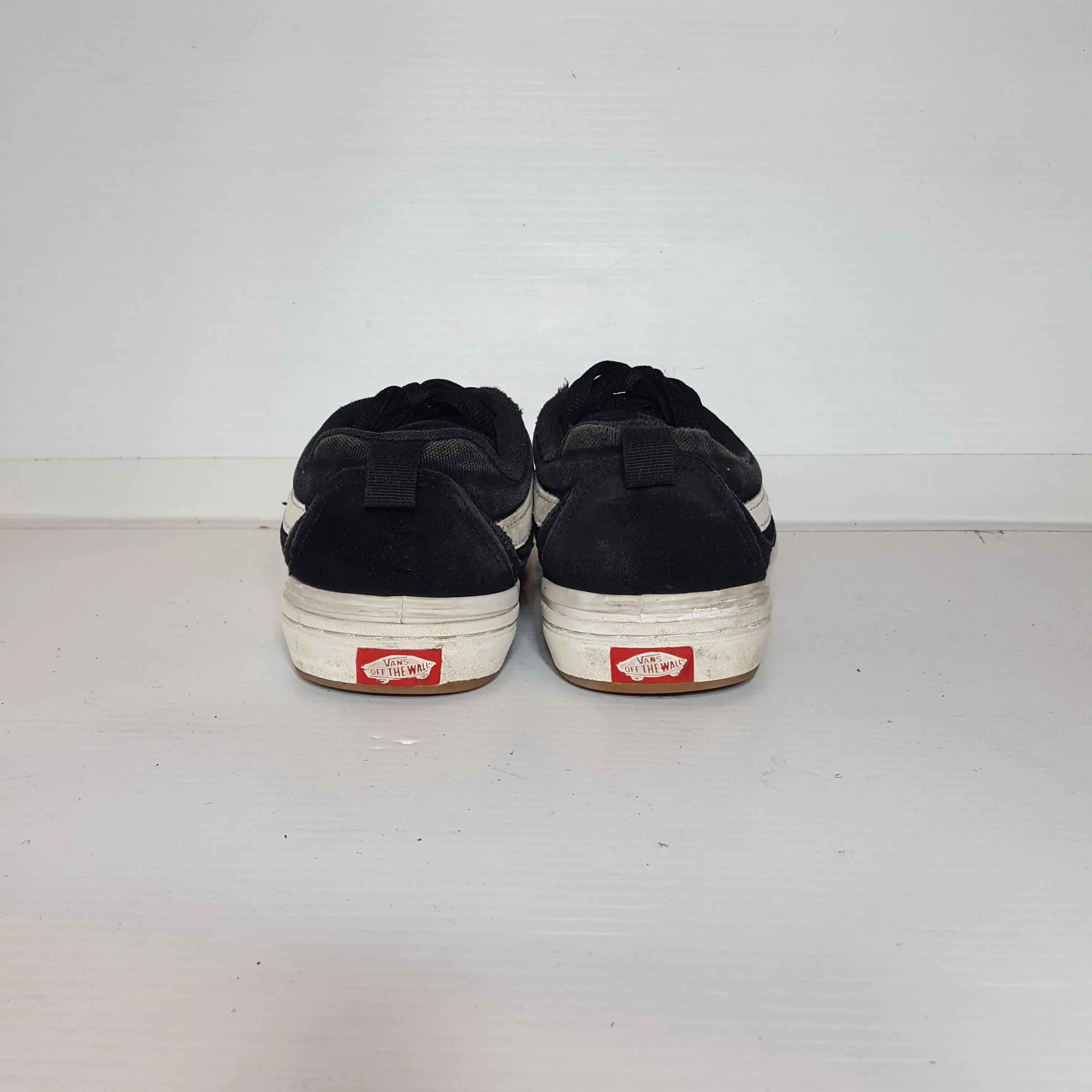 Van's Kids Shoes - Size 5 - Pre-owned - BZJNEX