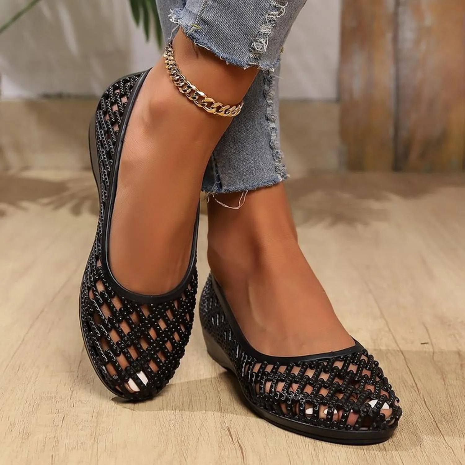 Women Casual Shoes Fashionable New Pattern Solid Color Simple Hollow Wedge Comfortable and Casual Shoes for Teen Girls