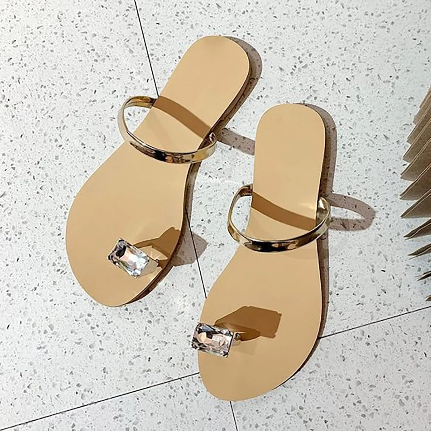 Women Flip Flops Flat Sandals for Women Comfortable Casual Summer Beach Thong Sandals Beach for Flip Flops with Arch Support Women's Dressy
