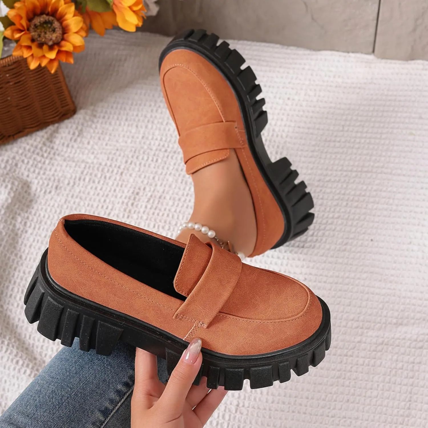 Women's Loafers Comfortable Business Shoes Slip On Platform Loafers Lug Sole Loafers Chunky Casual Shoes