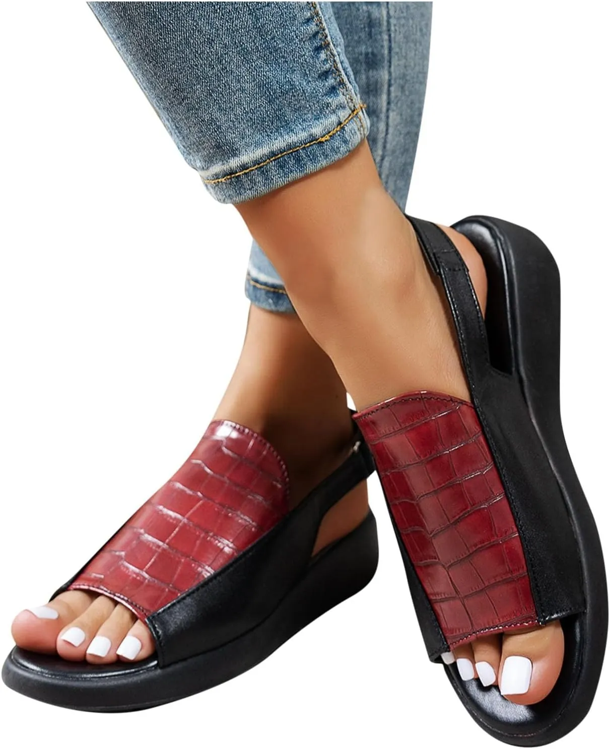 Women's Low Wedge Sandals Vintage Open Toe Flat Sandals with PU Leather Upper Walking Sandal for Summer Y2K Slip ons