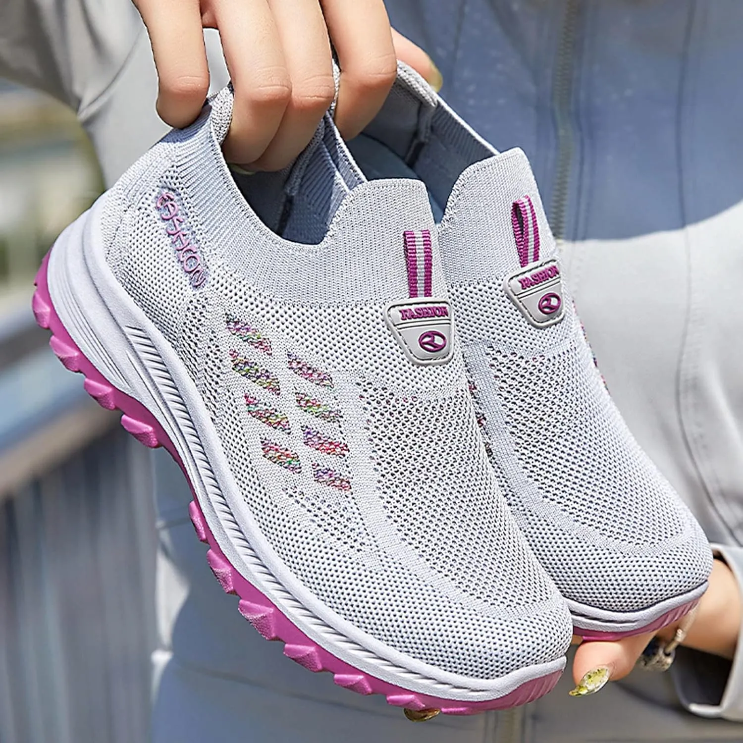 Womens Minimalist Zero Drop Shoes Fashion Low Top Sneakers with Platform Classic Athletic Skateboard Sneakers