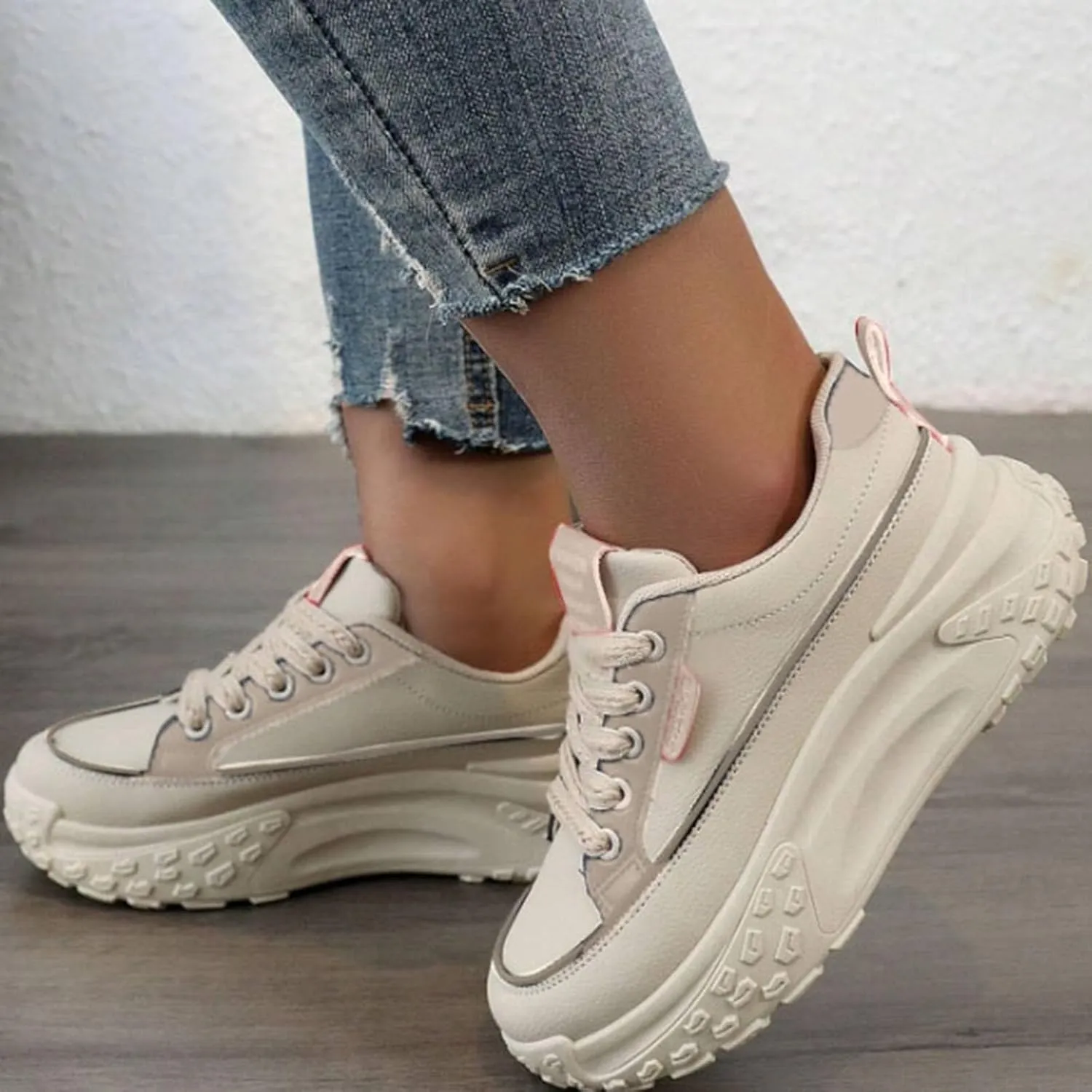 Women's Platform Chunky Sneakers 2025, Women's Fashion Sneakers Canvas Platform Shoes for Women Black Casual Tennis Shoes Comfortable Walking Shoes for Women Lace Up Sneakers 