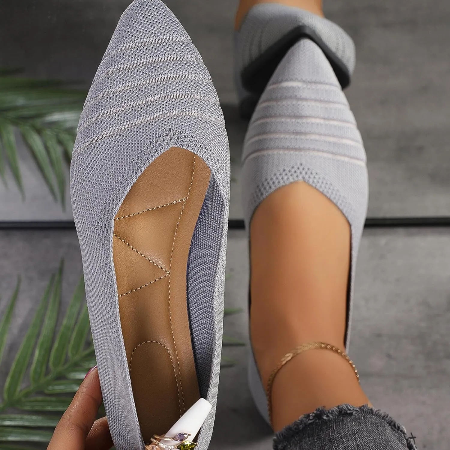 Women's Retro Flat Shoes Flying Weave Round Head Shallow Mouth One Foot Stirrup Single Shoes Work Single Shoes