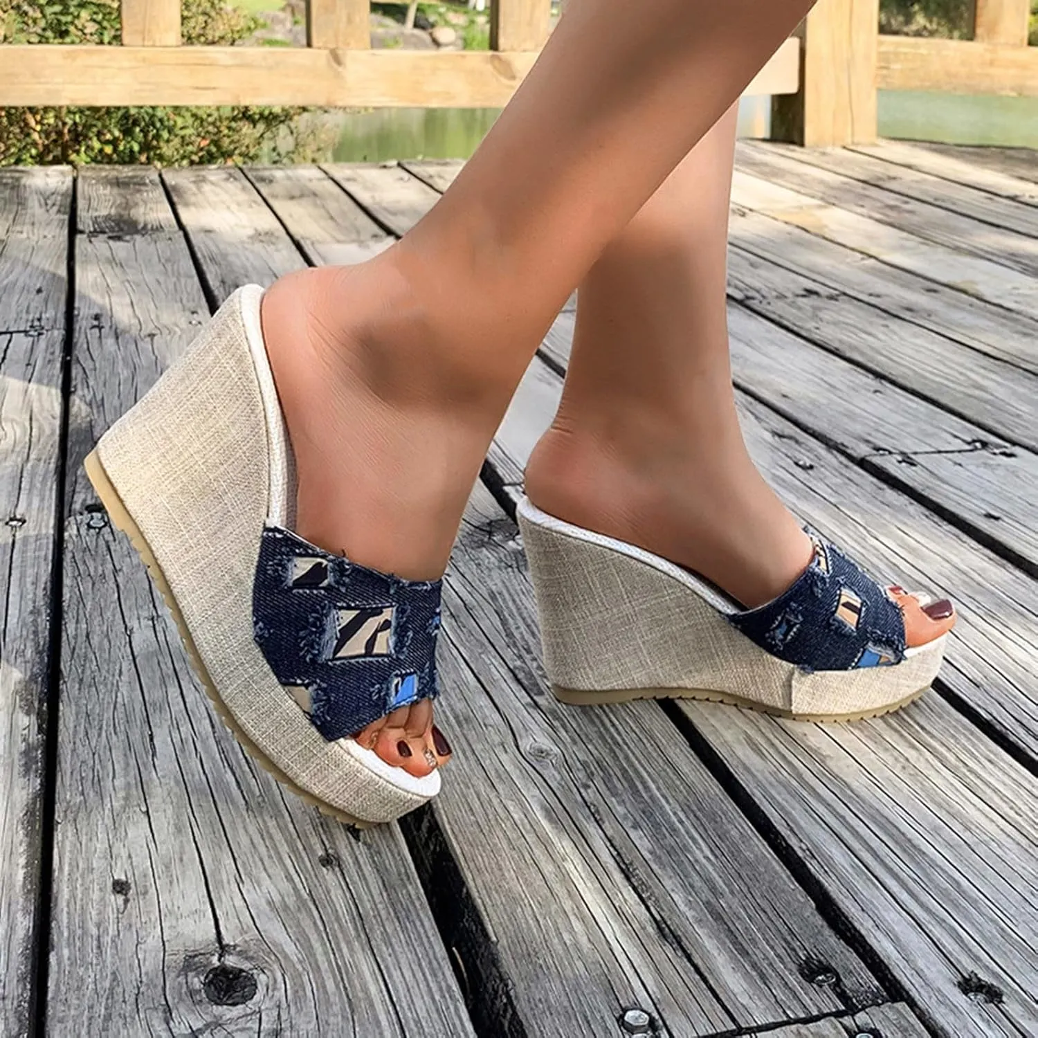 Women's Temperament Platform Sandals Summer Beach Walking Cushion Sandals Fashion Beach Slides