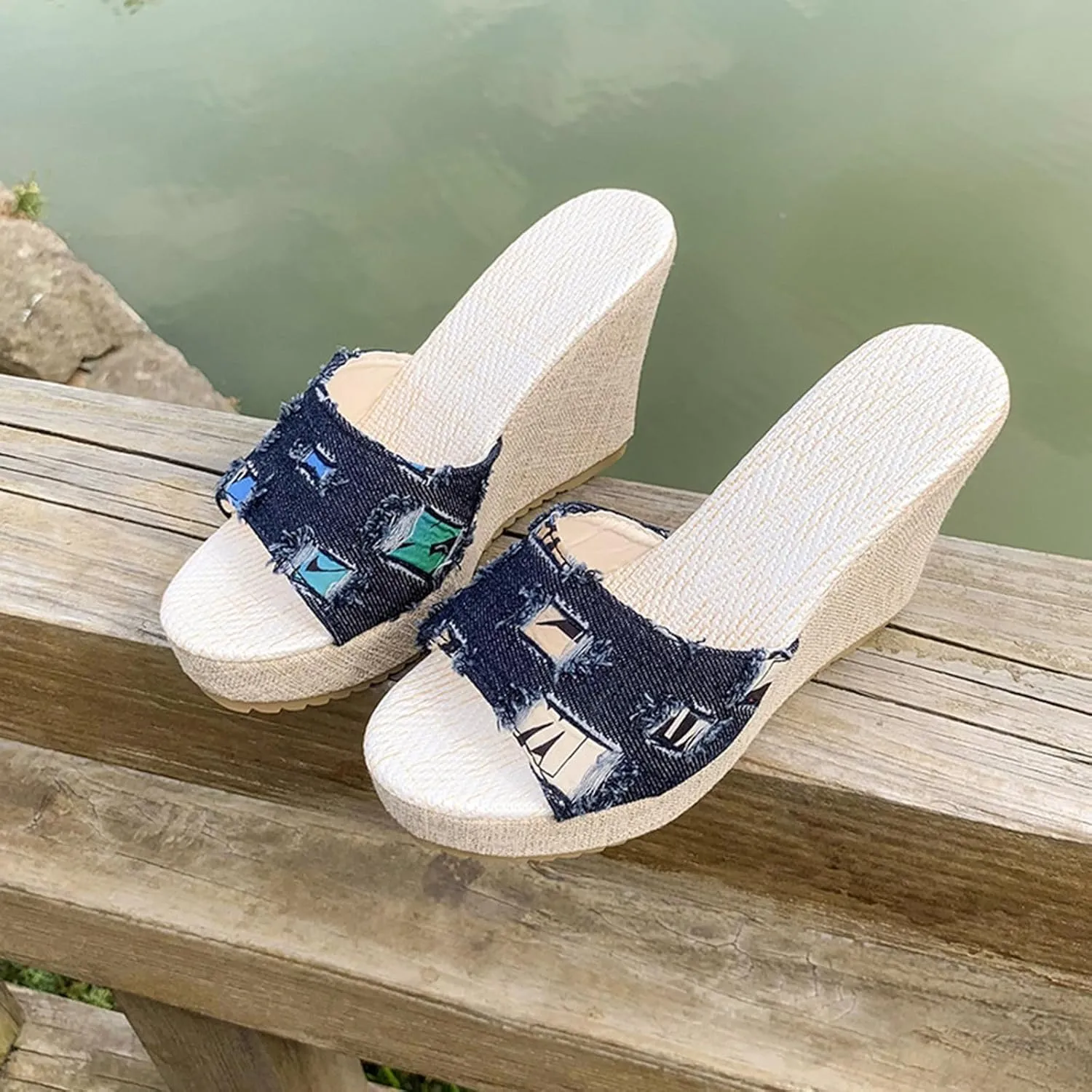 Women's Temperament Platform Sandals Summer Beach Walking Cushion Sandals Fashion Beach Slides